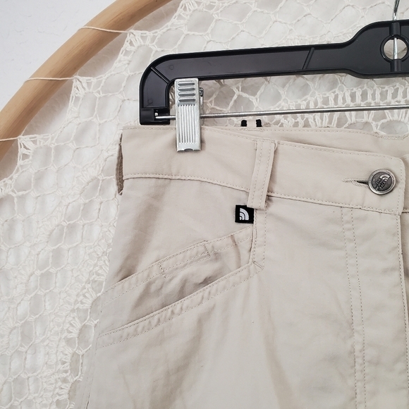 The North Face Convertible Hiking Pants Bermuda Shorts Women's Tan/Khaki Size 10 - Picture 3 of 10